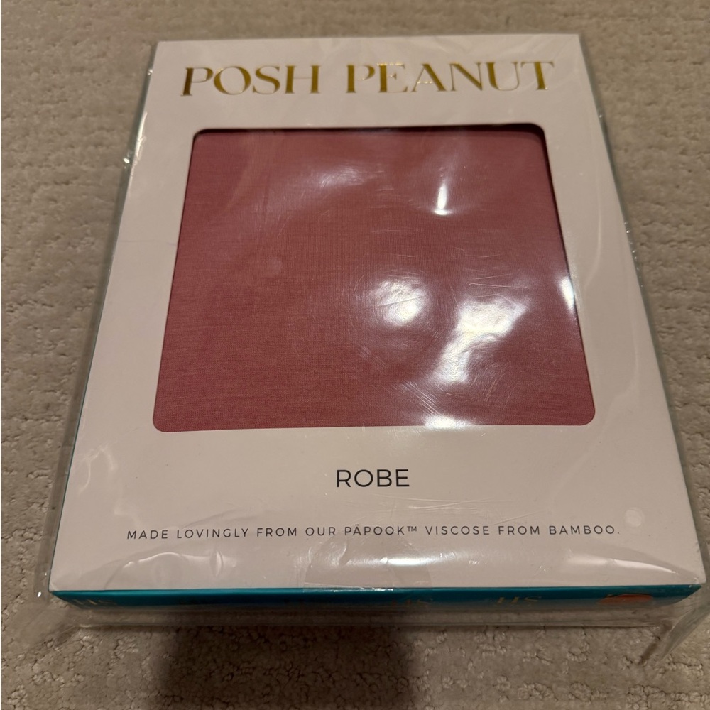 Posh peanut size 8/10 mommy and beyond robe